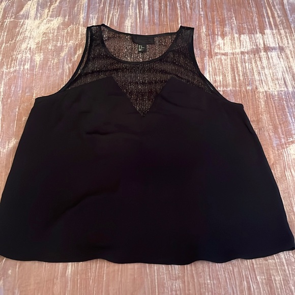 H&M Lace Tank - Picture 2 of 5